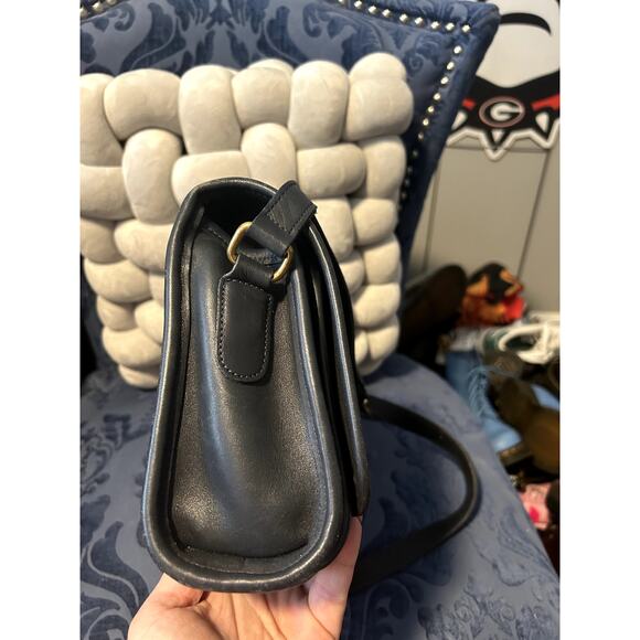 Coach Ridgefield Navy Smooth Leather Crossbody - Picture 12 of 14